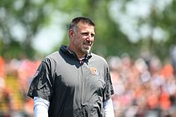 Colin Cowherd outlines why Bears should go all in on Mike Vrabel as their next HC