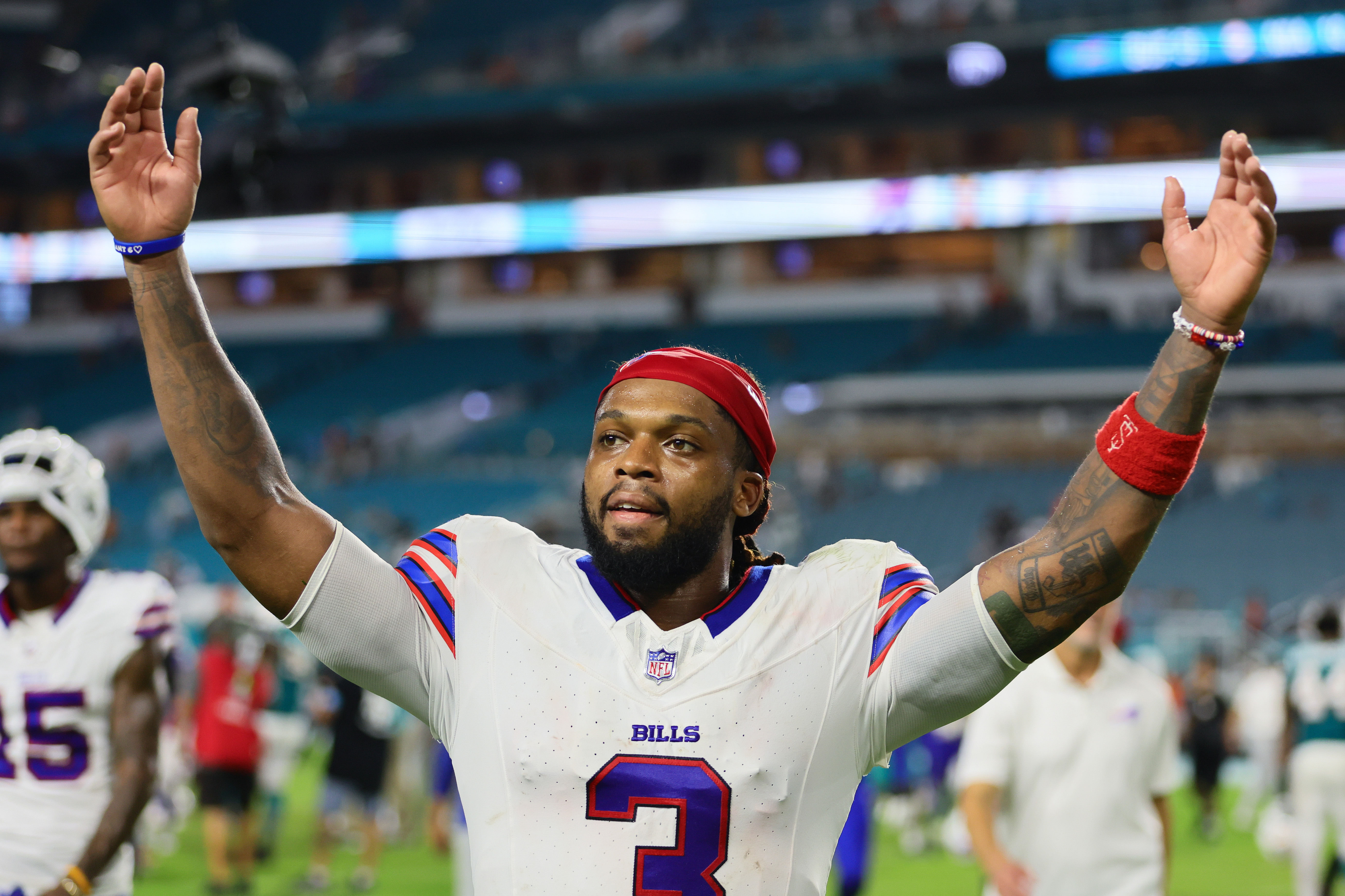 NFL: Buffalo Bills at Miami Dolphins - Source: Imagn