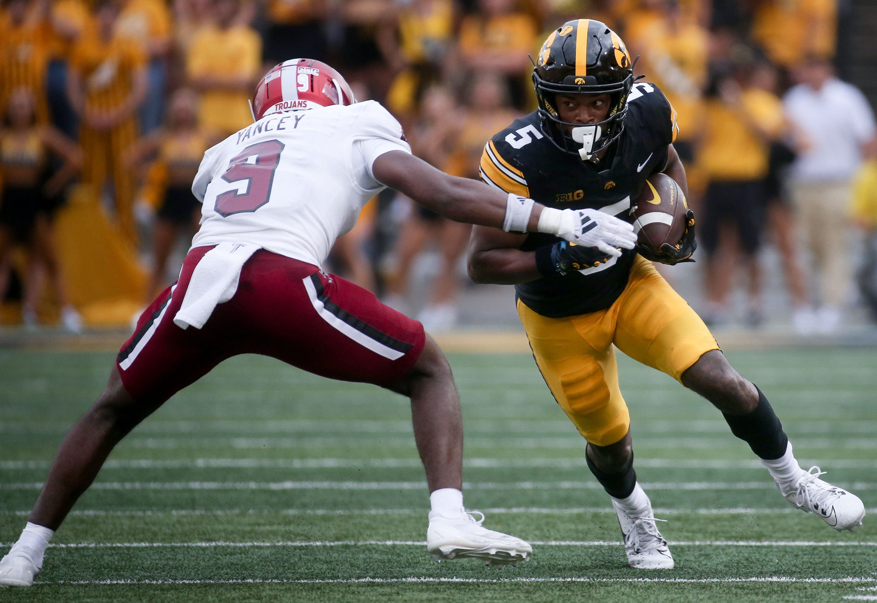 Jacob Gill led the Iowa Hawkeyes in receiving yards in 2024. - Source: Imagn