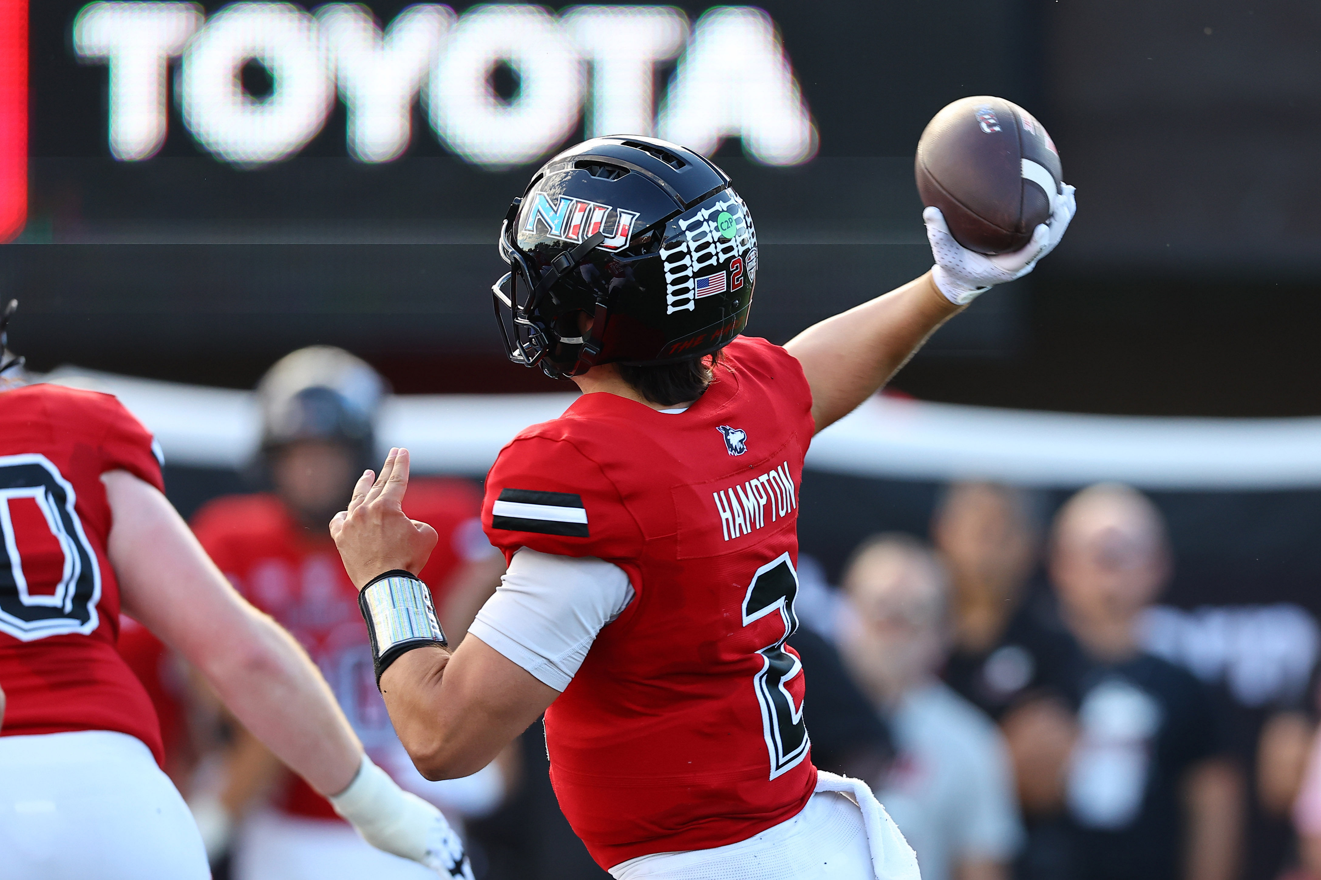 NCAA Football: Buffalo at Northern Illinois - Source: Imagn