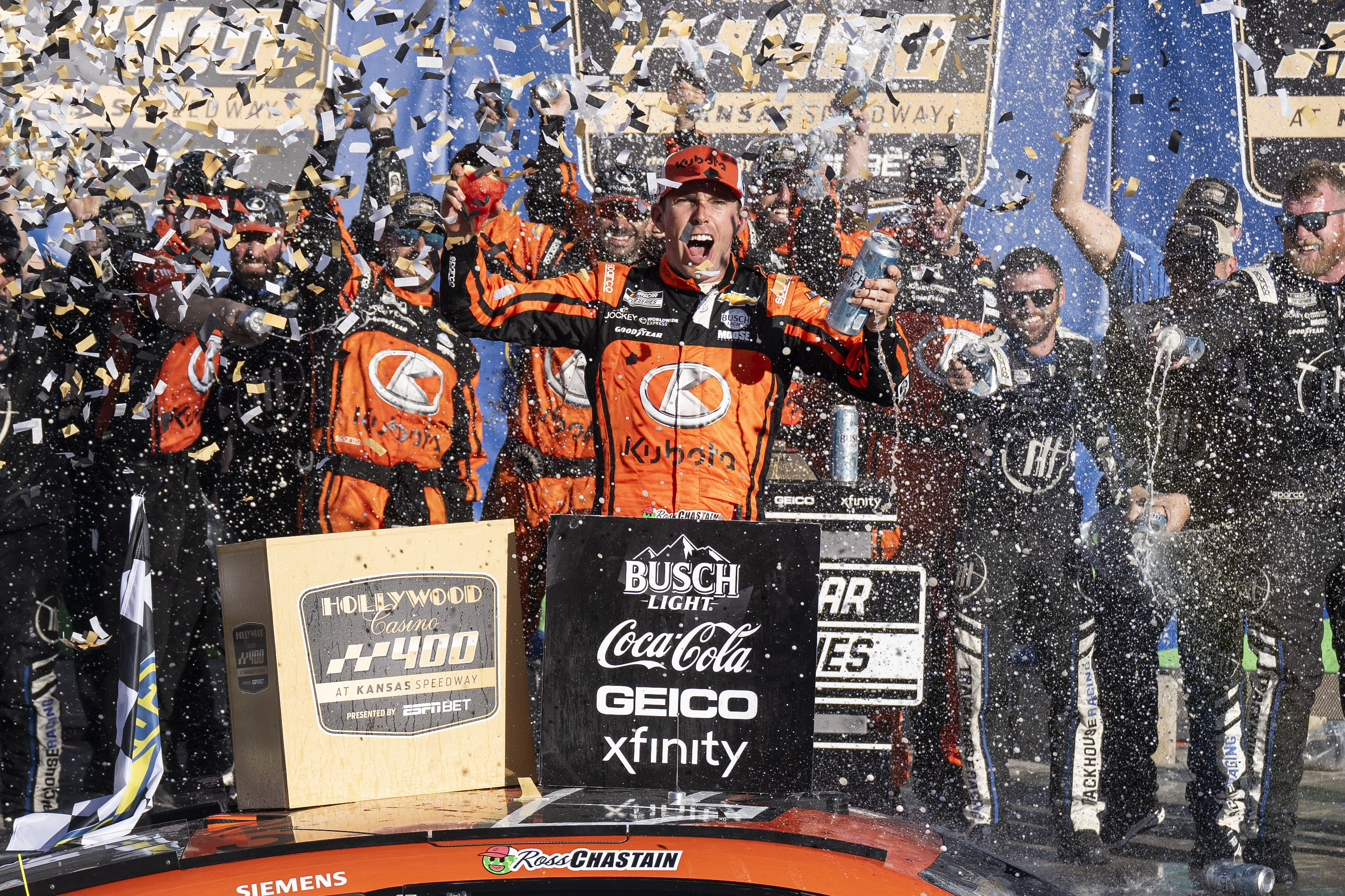 Ross Chastain won the 2024 Hollywood Casino 400 at Kansas Speedway - Source: Imagn