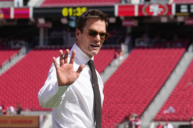 "Tom Brady is the wrong messenger" - Hall of Famer sounds off on 7x Super Bowl champ's hypocrisy on Trevor Lawrence hit