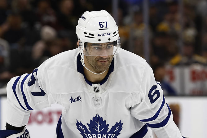 Maple Leafs HC Craig Berube makes his feeling known about Max Pacioretty’s double penalties after comeback