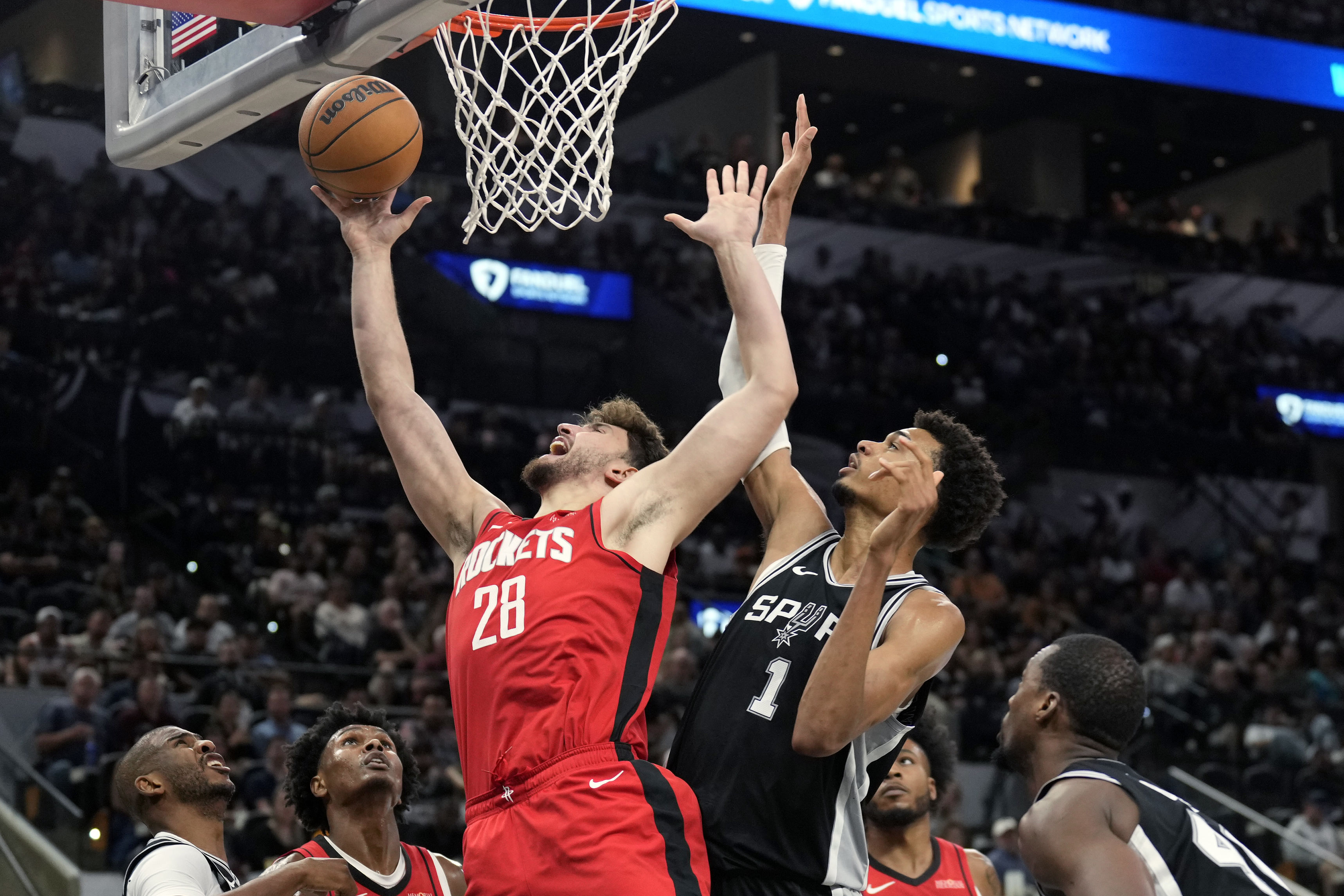 NBA: Houston Rockets at San Antonio Spurs - Source: Imagn