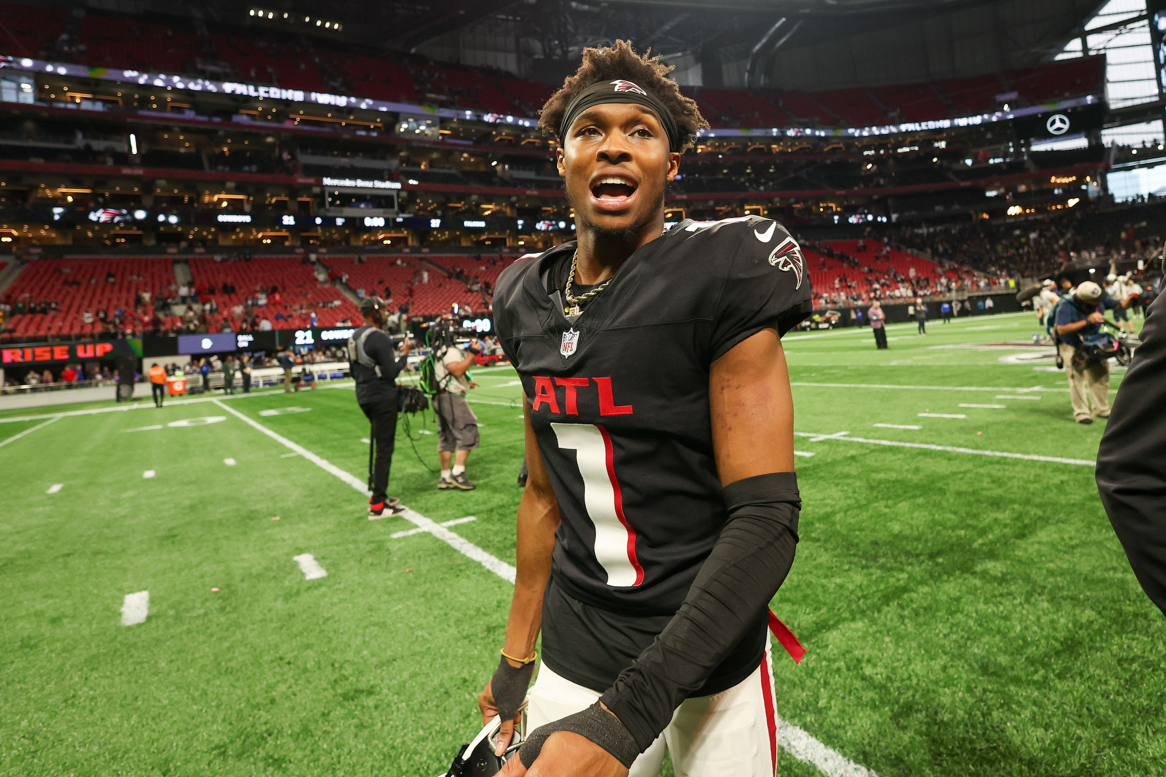 Darnell Mooney at Dallas Cowboys at Atlanta Falcons - Source: Imagn