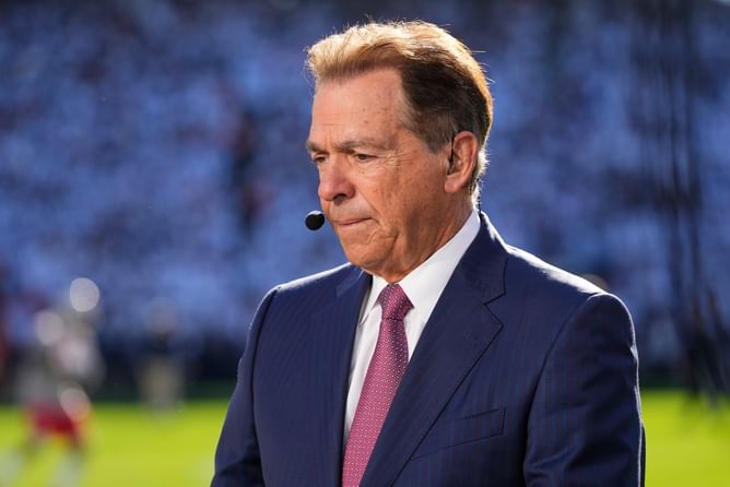 CFB Legend Nick Saban disses Paul Finebaum while laying down his feedback strategy
