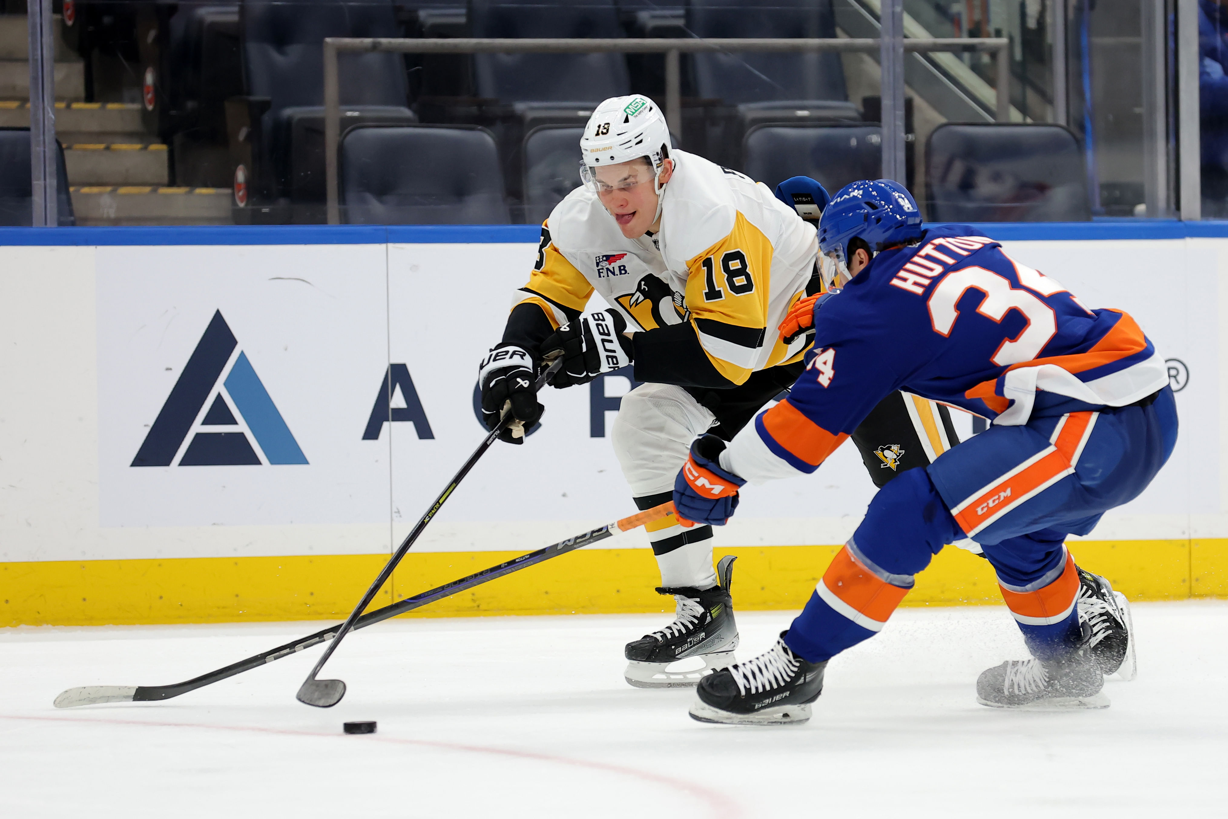 NHL: Pittsburgh Penguins at New York Islanders - Source: Imagn