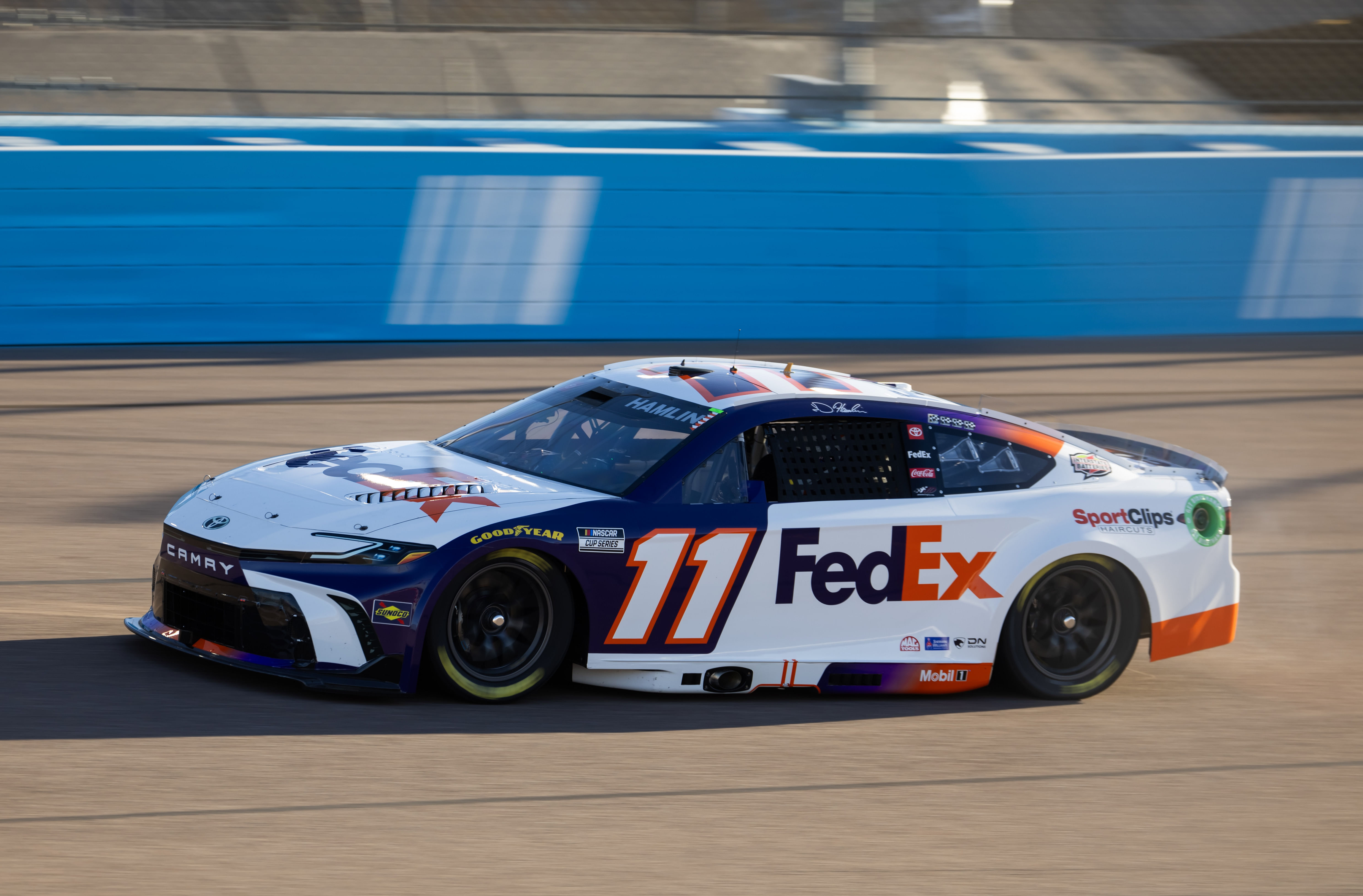 Denny Hamlin driving the No. 11 FedEx Toyota at the Phoenix Raceway - Source: Imagn