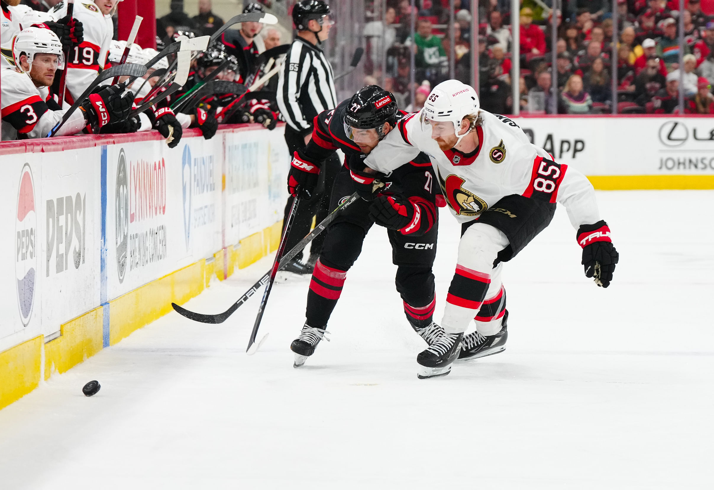 Ottawa Senators lost their previous meeting (0-4) against the Carolina Hurricanes earlier this season (Credits: IMAGN)