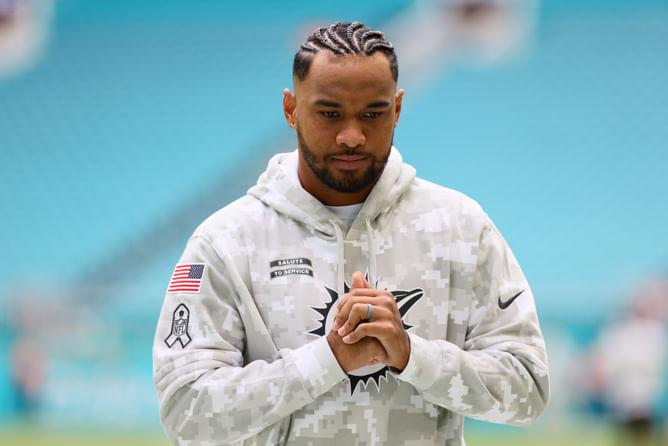 Tua Tagovailoa shoulders blame for Dolphins' dismal 5-7 record: "This has a lot to do with myself"