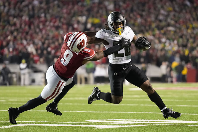 Washington vs. Oregon: Box score, stats, and summary feat. Jordan James (Week 14)