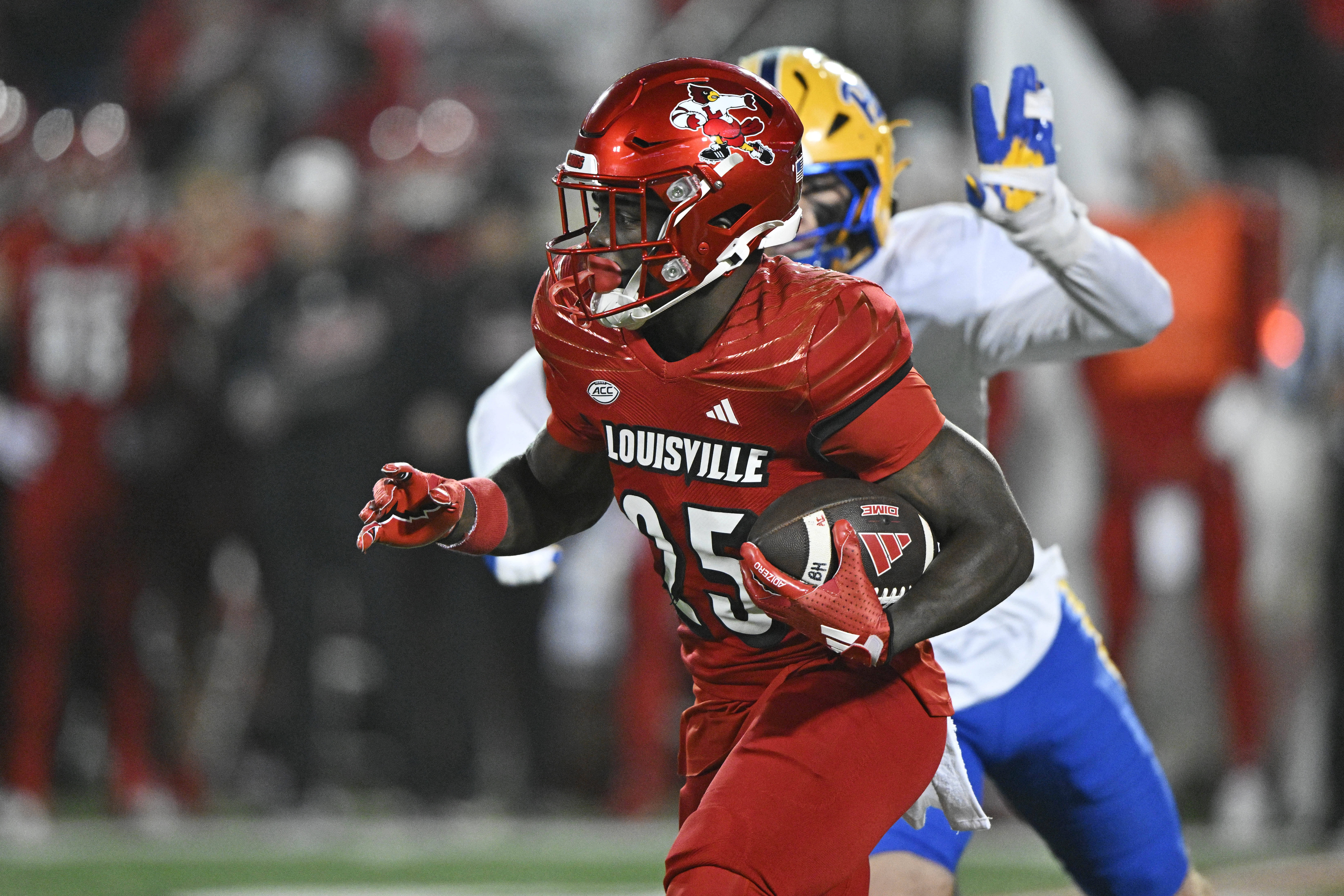 NCAA Football: Pittsburgh at Louisville - Source: Imagn