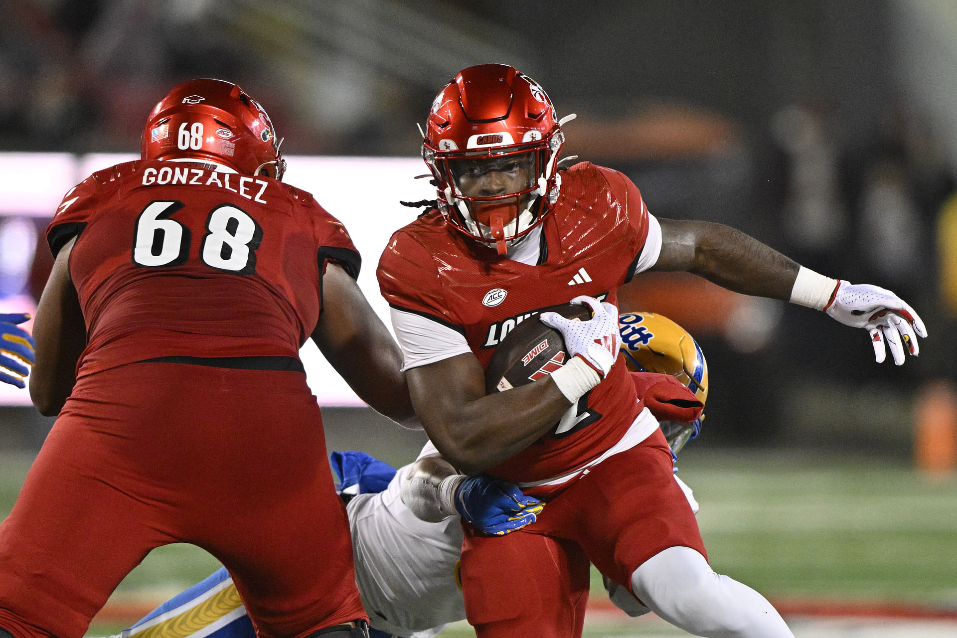 NCAA Football: Pittsburgh at Louisville - Source: Imagn