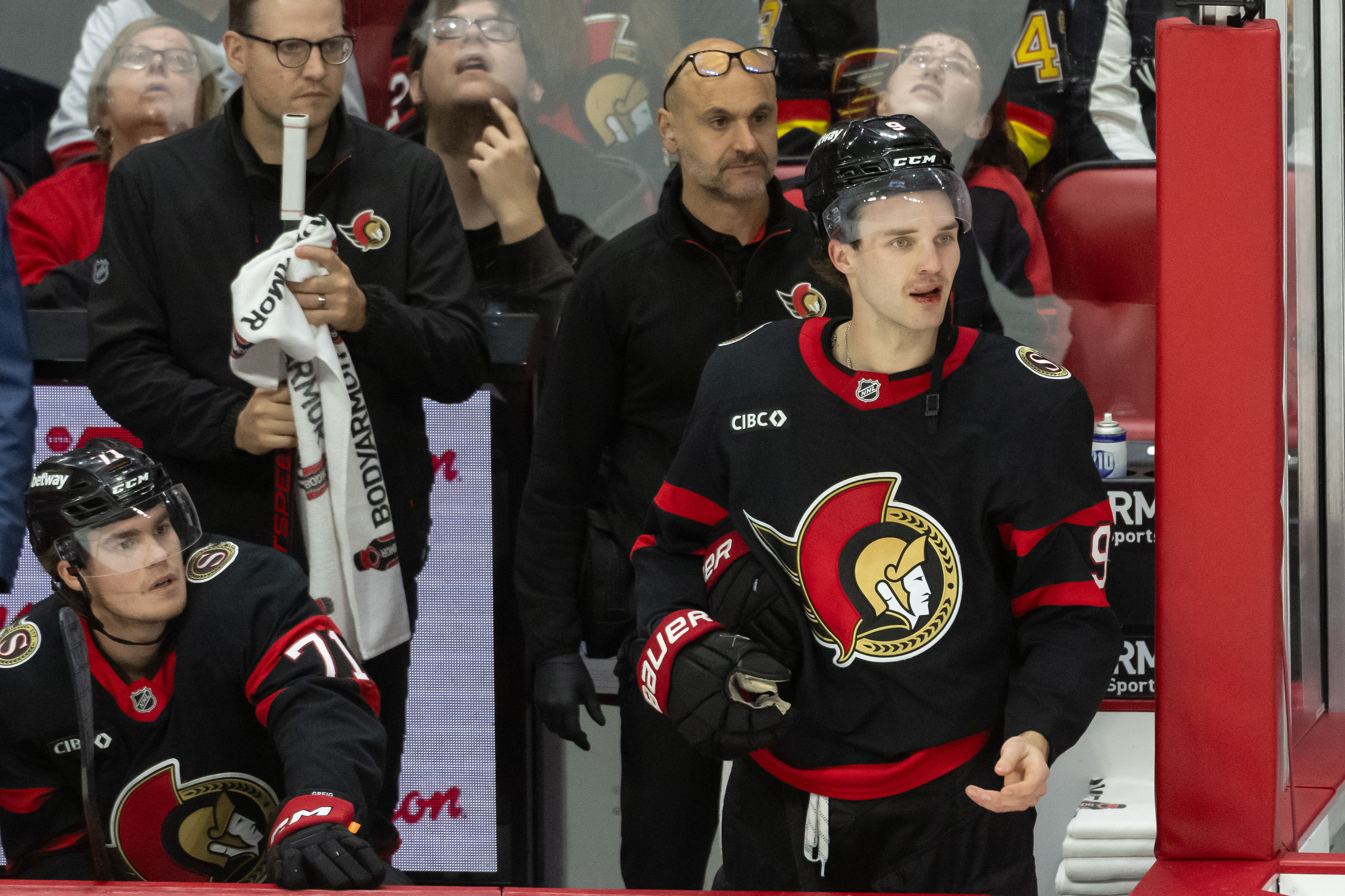 NHL: Vancouver Canucks at Ottawa Senators - Source: Imagn