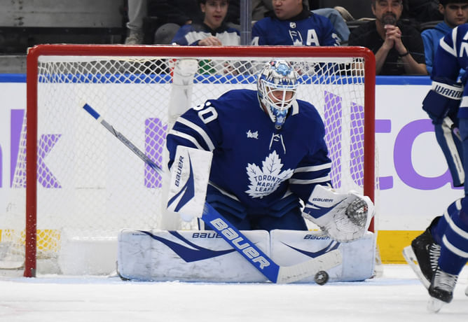 Maple Leafs starting goalie tonight: Toronto makes shock decision between pipes for Sabres game