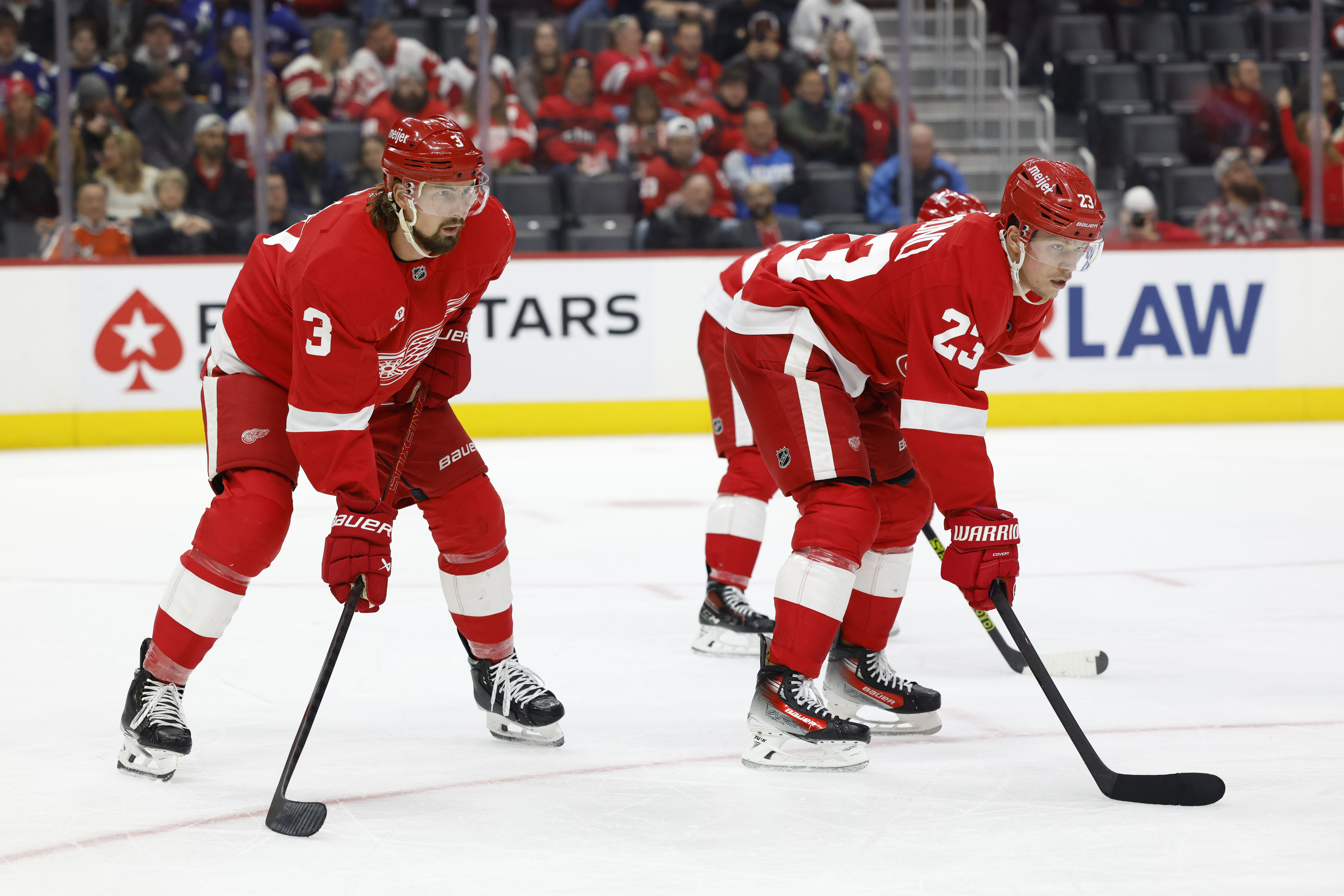 NHL: Vancouver Canucks at Detroit Red Wings - Source: Imagn