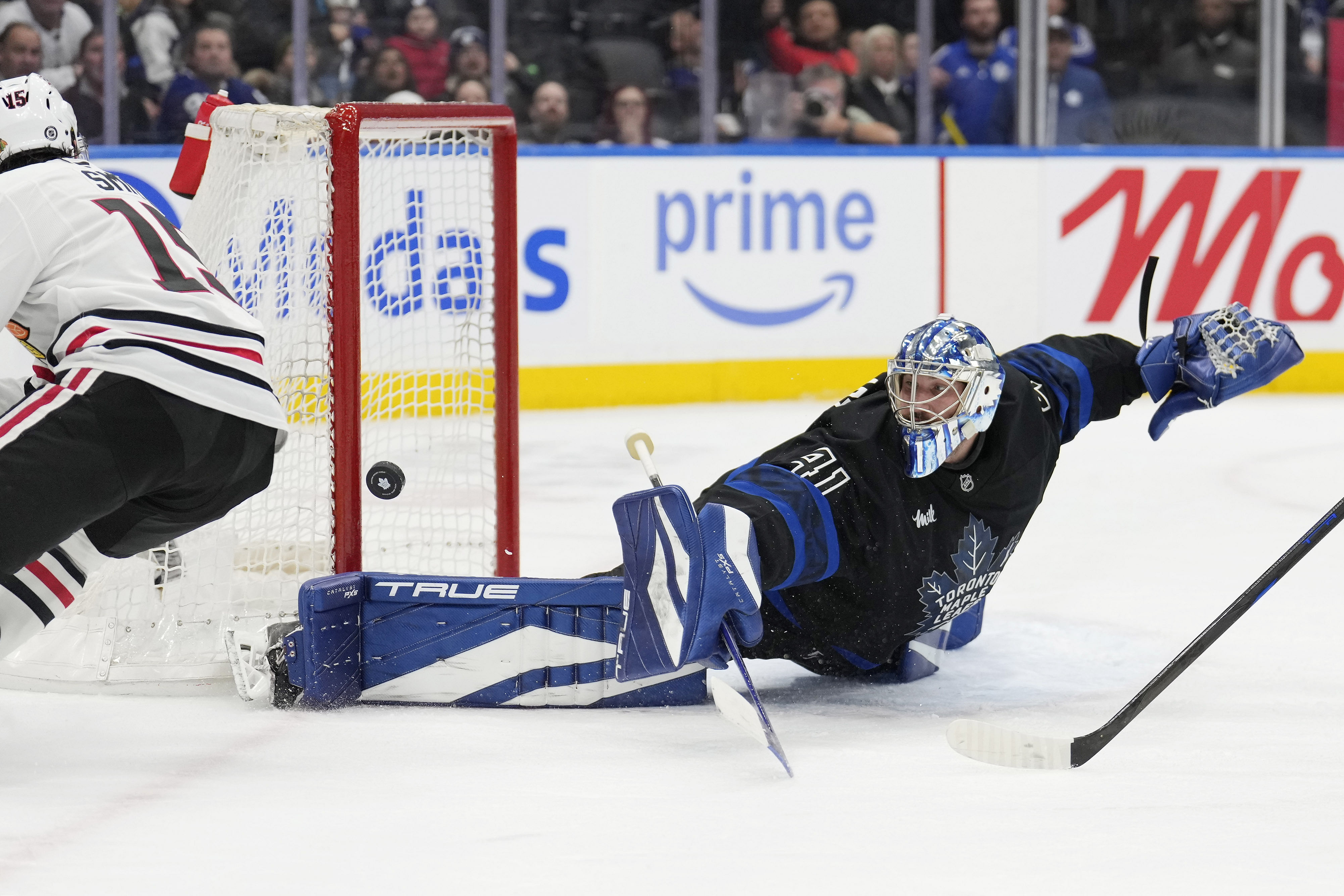 NHL: Chicago Blackhawks at Toronto Maple Leafs - Source: Imagn