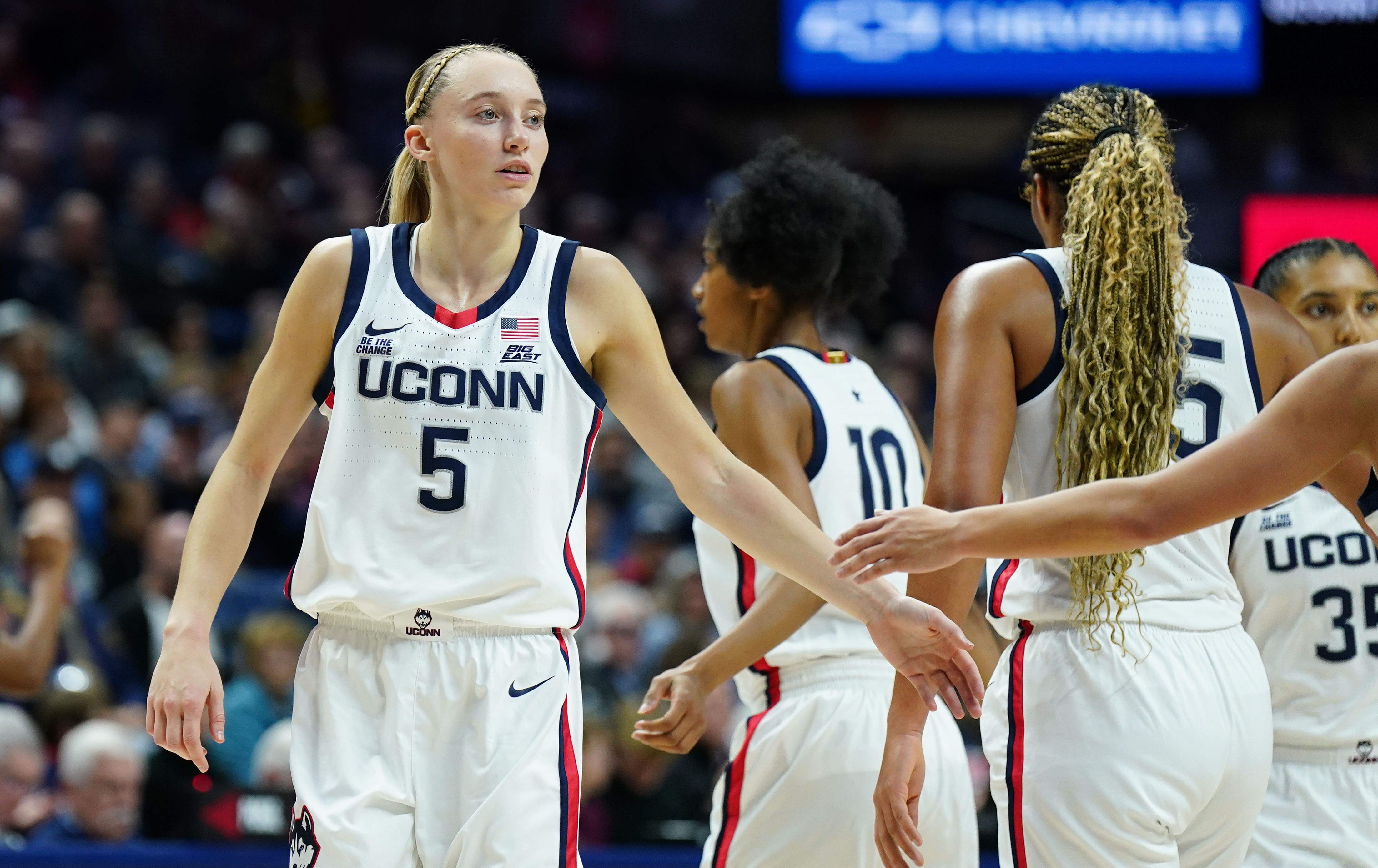 Paige Bueckers and the UConn Huskies have made a strong start to the 2024-25 season. (Credits: IMAGN)