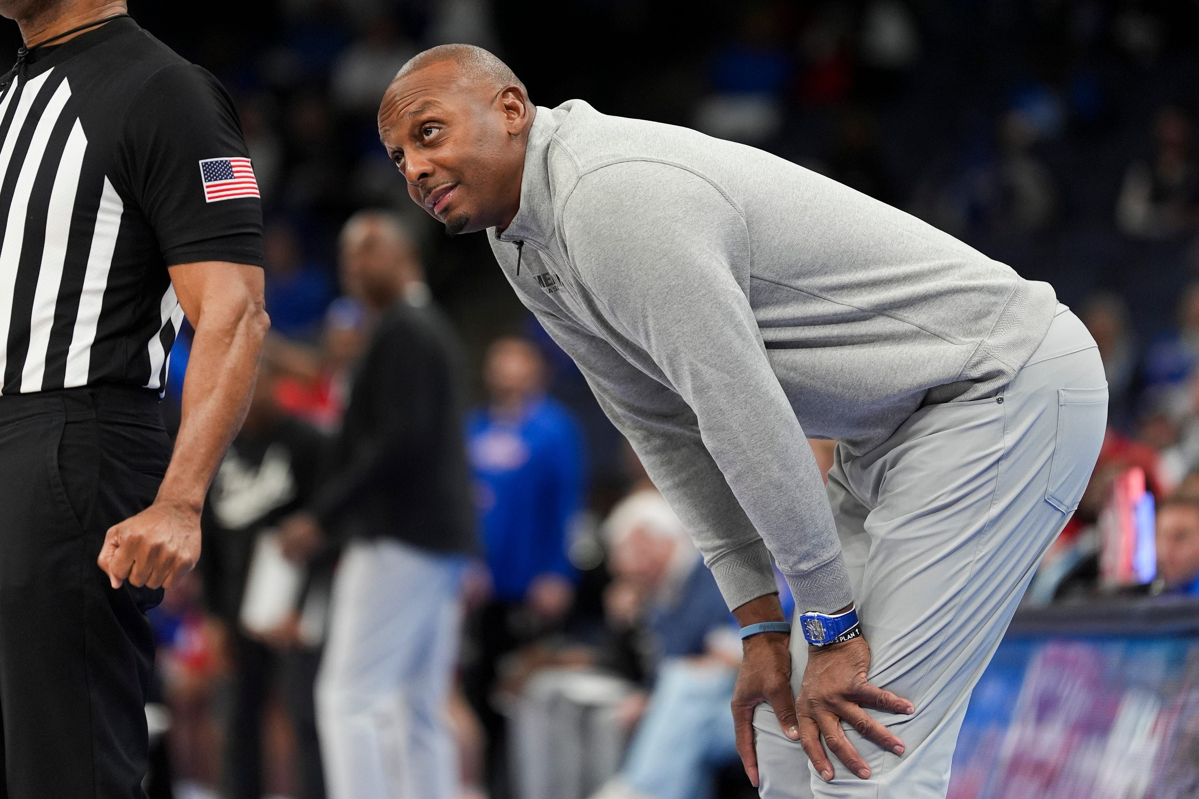 Memphis head coach Penny Hardaway reacts as he watches his players during the Tigers&#039; game against Louisiana Tech at FedExForum on December 4, 2024. Photo: Imagn