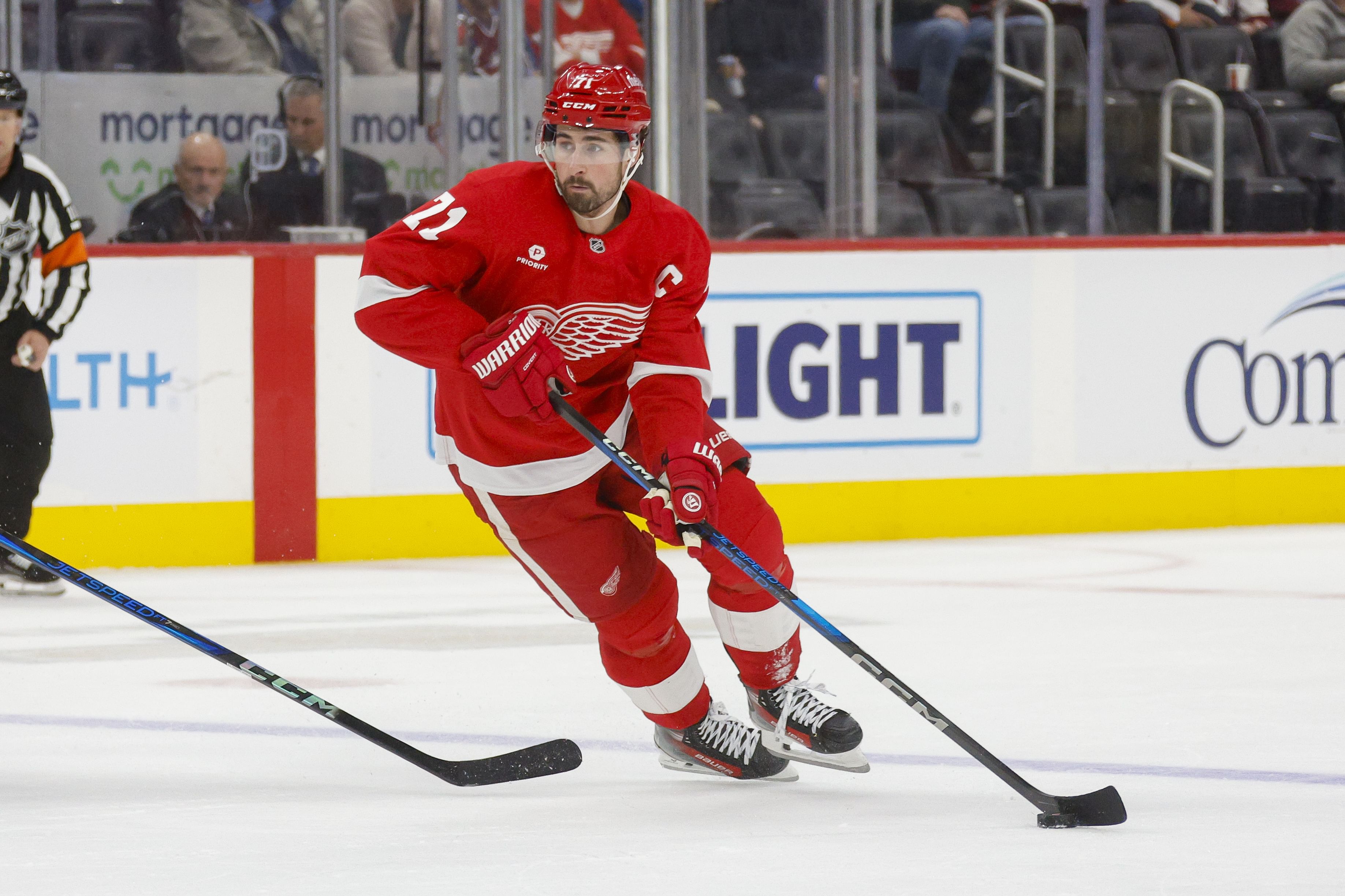 NHL: Colorado Avalanche at Detroit Red Wings - Source: Imagn