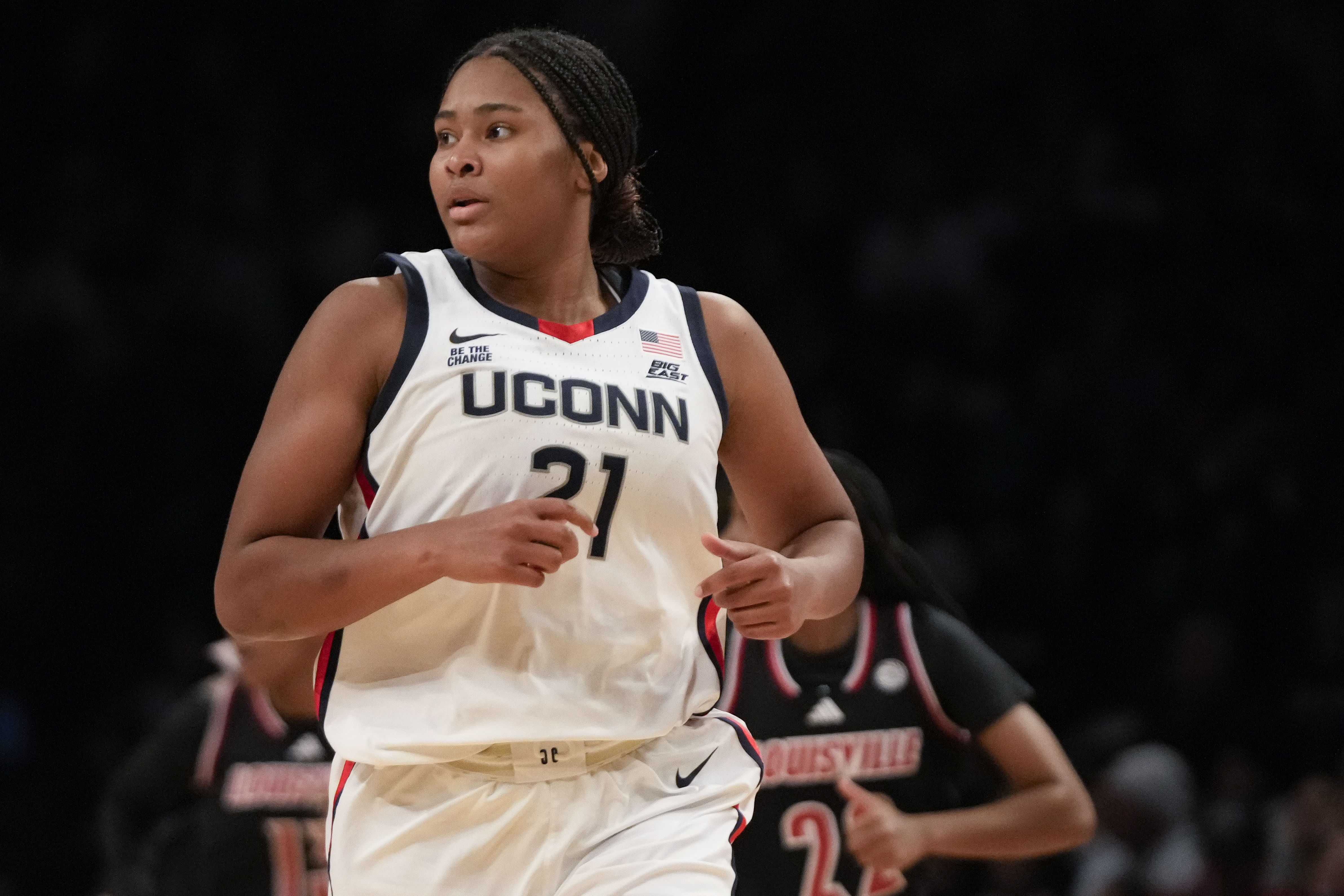 NCAA Womens Basketball: Louisville at Connecticut - Source: Imagn