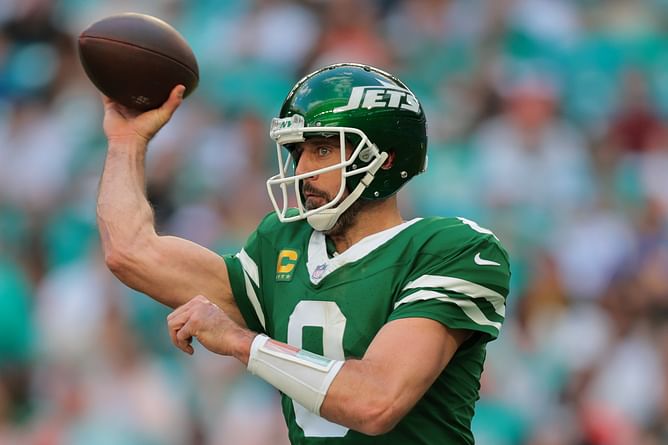 New York Jets Enter Limbo Due To Aaron Rodgers' Declining Play