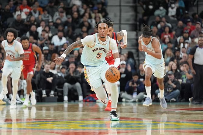 Is Stephon Castle playing tonight against Timberwolves? Latest on Spurs guard's availability (Dec. 15)