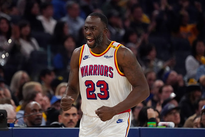 "Pure, unadulterated hatred" - NBA fans react after Draymond Green sizes up old foe Rudy Gobert for game-sealing slam dunk