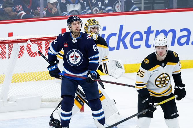 Jeremy Swayman makes his feelings known after being pummelled for eight goals in Bruins' woeful loss to Jets