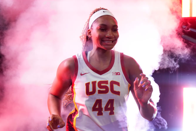 Kiki Iriafen Stats Last Night: How did USC star fare vs Fresno State? (Dec. 10)