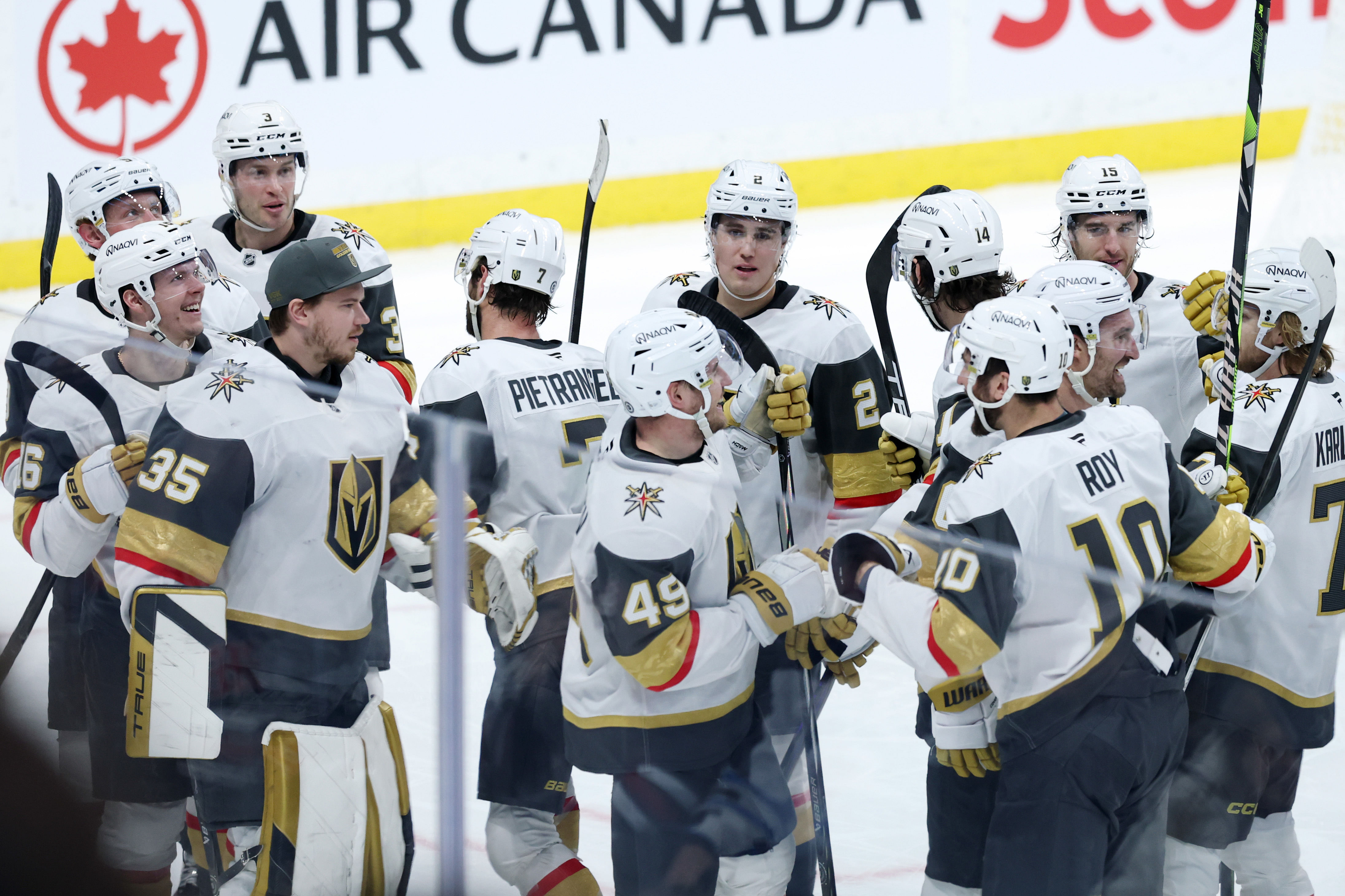 NHL: Vegas Golden Knights at Winnipeg Jets - Source: Imagn