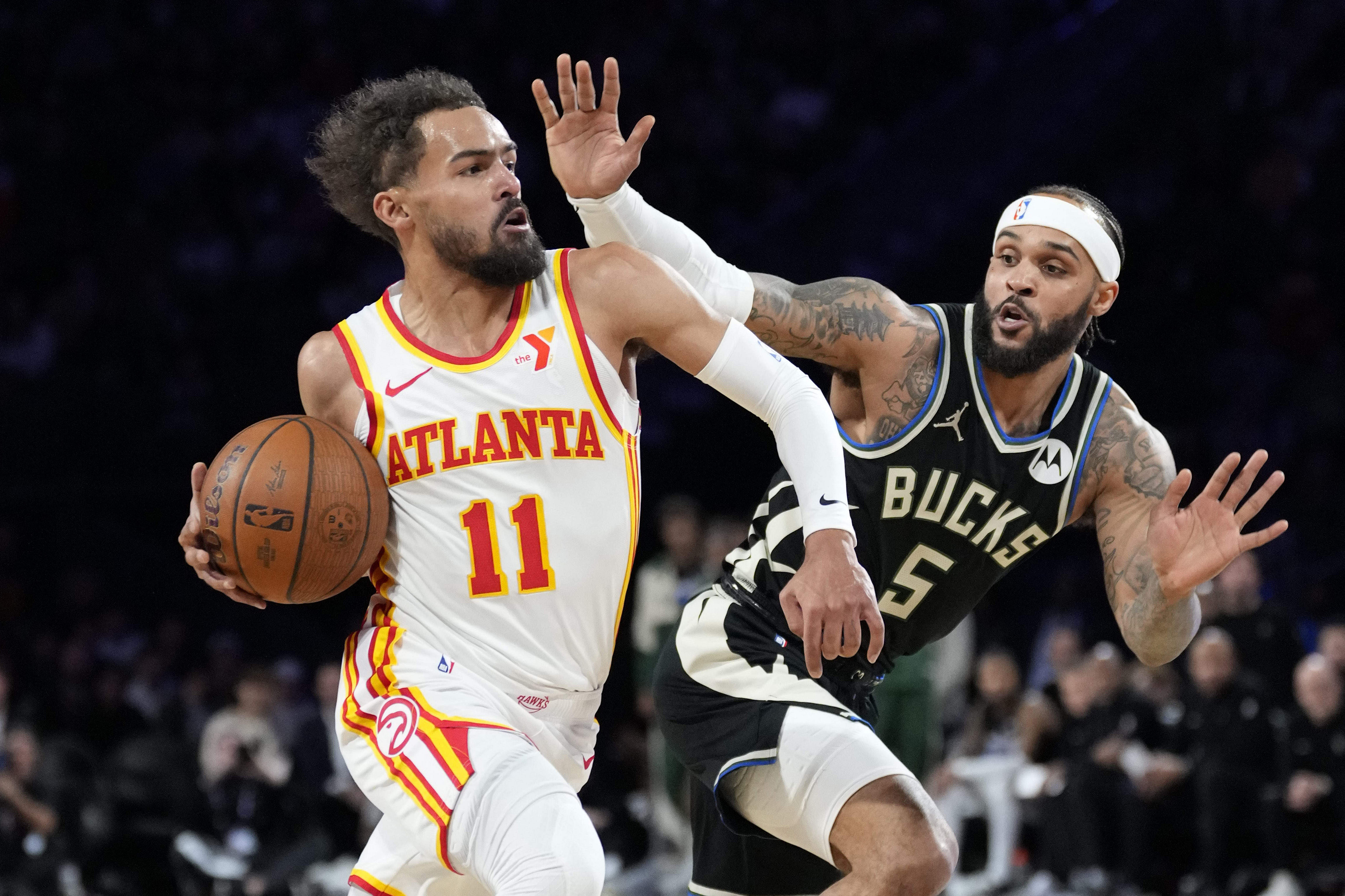 NBA: Emirates NBA Cup-Atlanta Hawks at Milwaukee Bucks - Source: Imagn