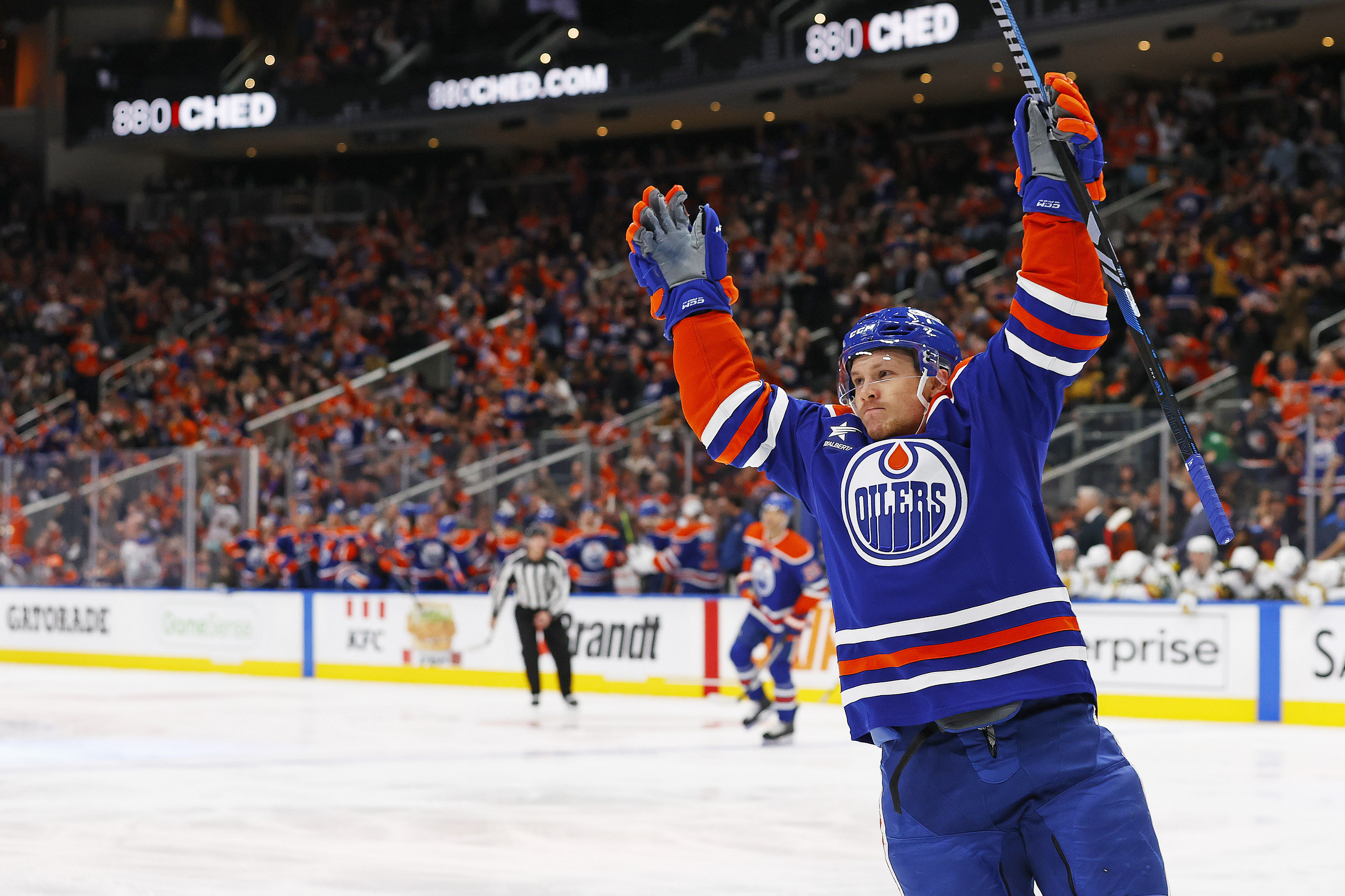 NHL: Vegas Golden Knights at Edmonton Oilers - Source: Imagn