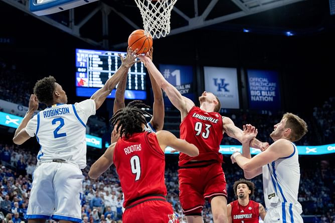 Kentucky Wildcats recreate hilarious Drake meme after $250 Million worth star splashes money for them