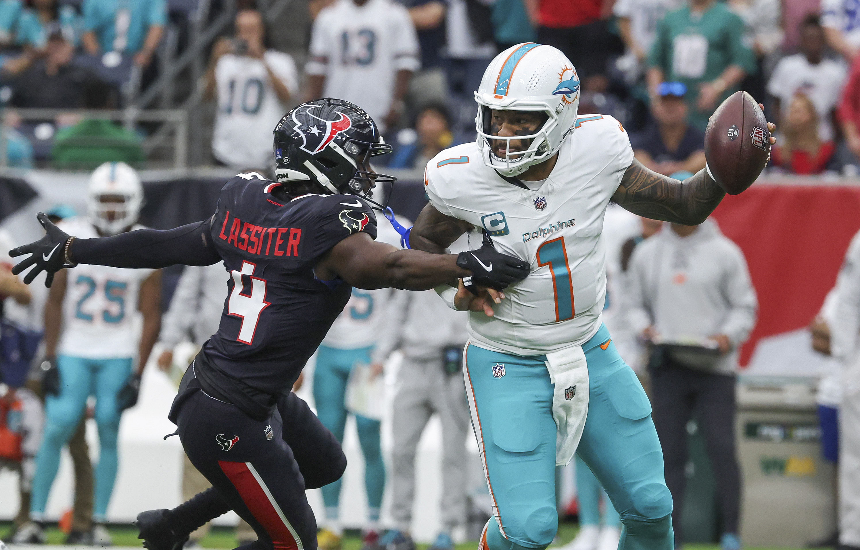 NFL: Miami Dolphins at Houston Texans - Source: Imagn