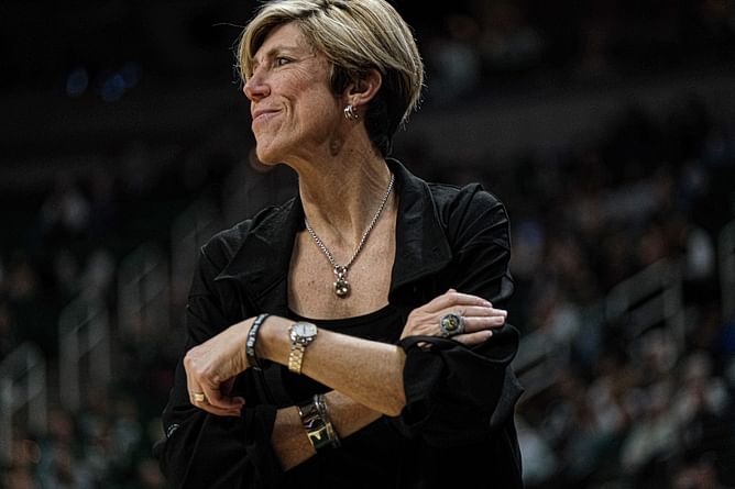 "Iowa women's basketball family has lost 1 of our brightest lights": HC Jan Jensen pens emotional messages for Jamie Cavey-Lang
