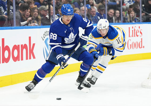 NHL: Buffalo Sabres at Toronto Maple Leafs - Source: Imagn