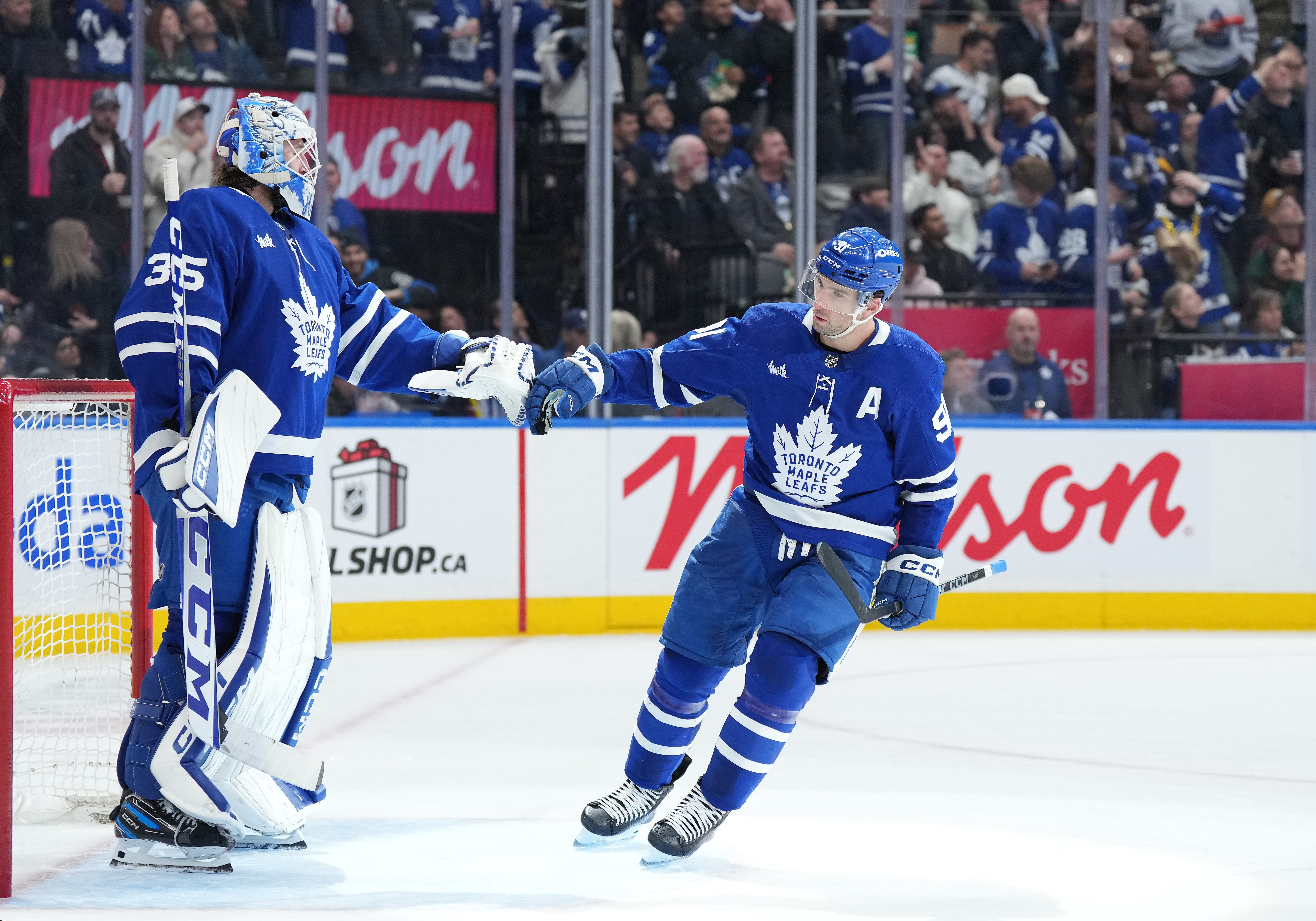 NHL: Buffalo Sabres at Toronto Maple Leafs - Source: Imagn