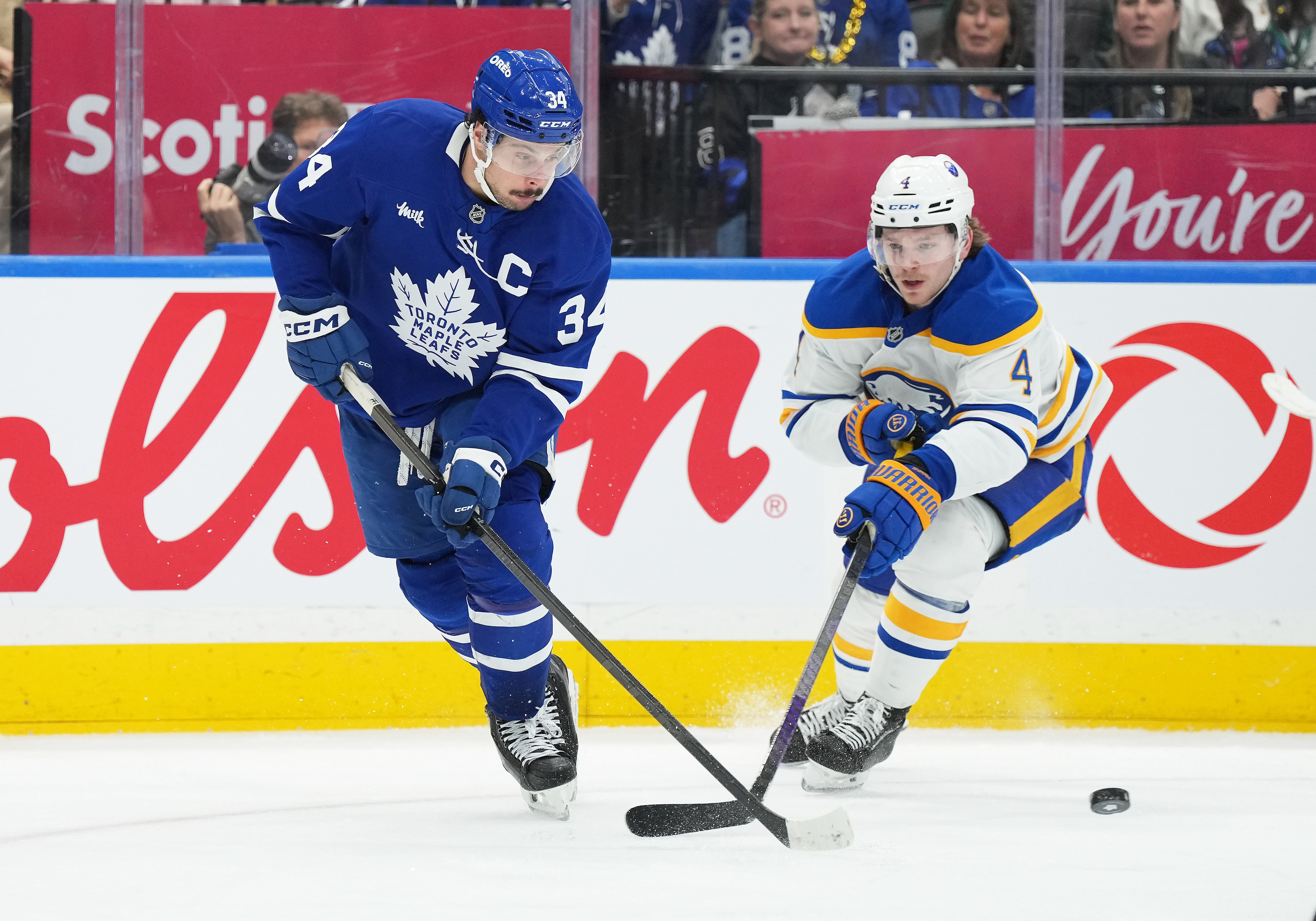 NHL: Buffalo Sabres at Toronto Maple Leafs - Source: Imagn