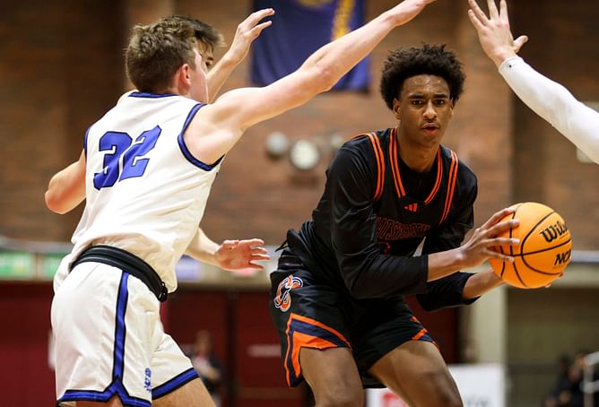 “First clip from Alijah Arenas is pro writing all over it”: Hoops fans hail Gilbert Arenas’ son despite 5-star Jason Crowe Jr’s 55 points