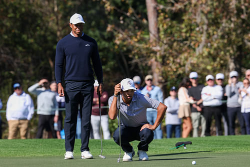 Tiger Woods and his son at the PNC Championship (Image via Imagn)