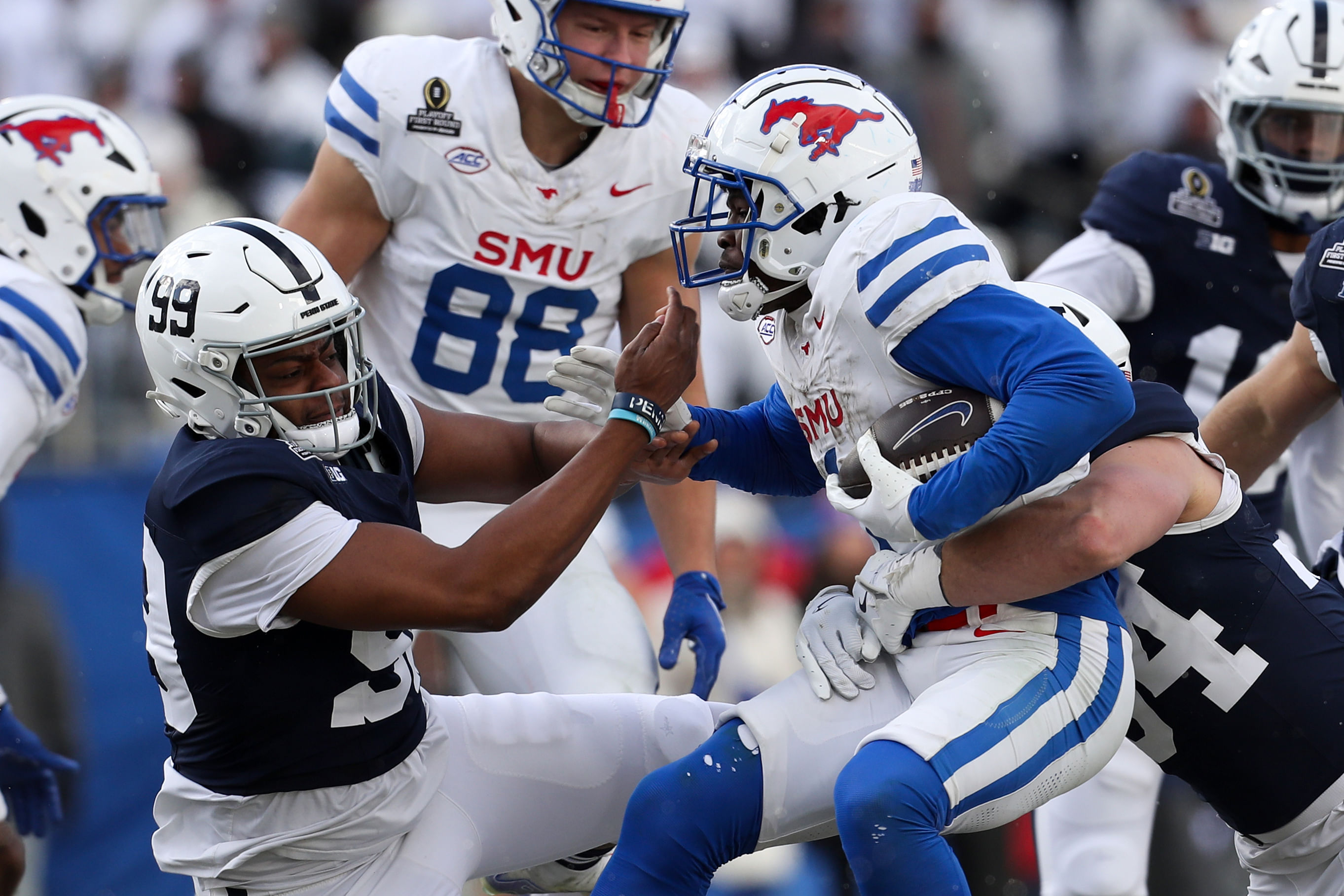 Penn State&#039;s defense was dominant against SMU. - Source: Imagn