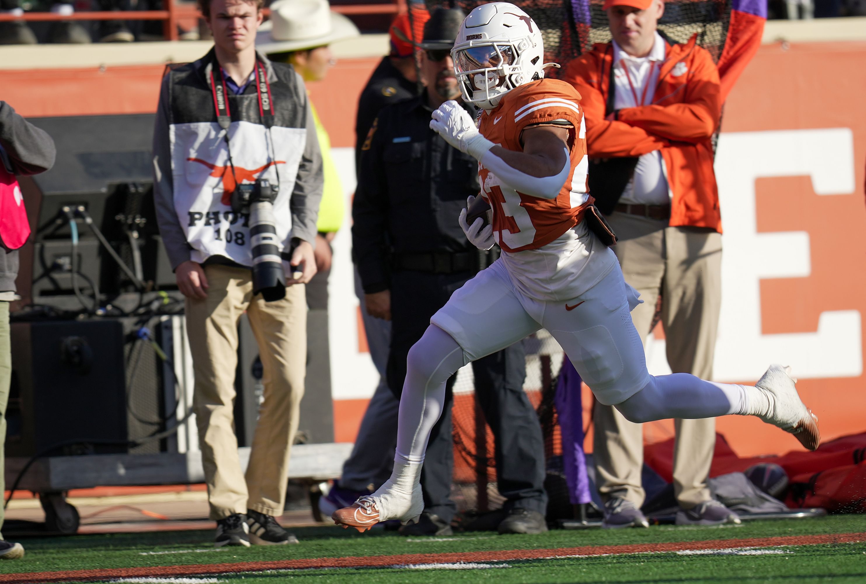 NCAA Football: CFP National Playoff First Round-Clemson at Texas - Source: Imagn