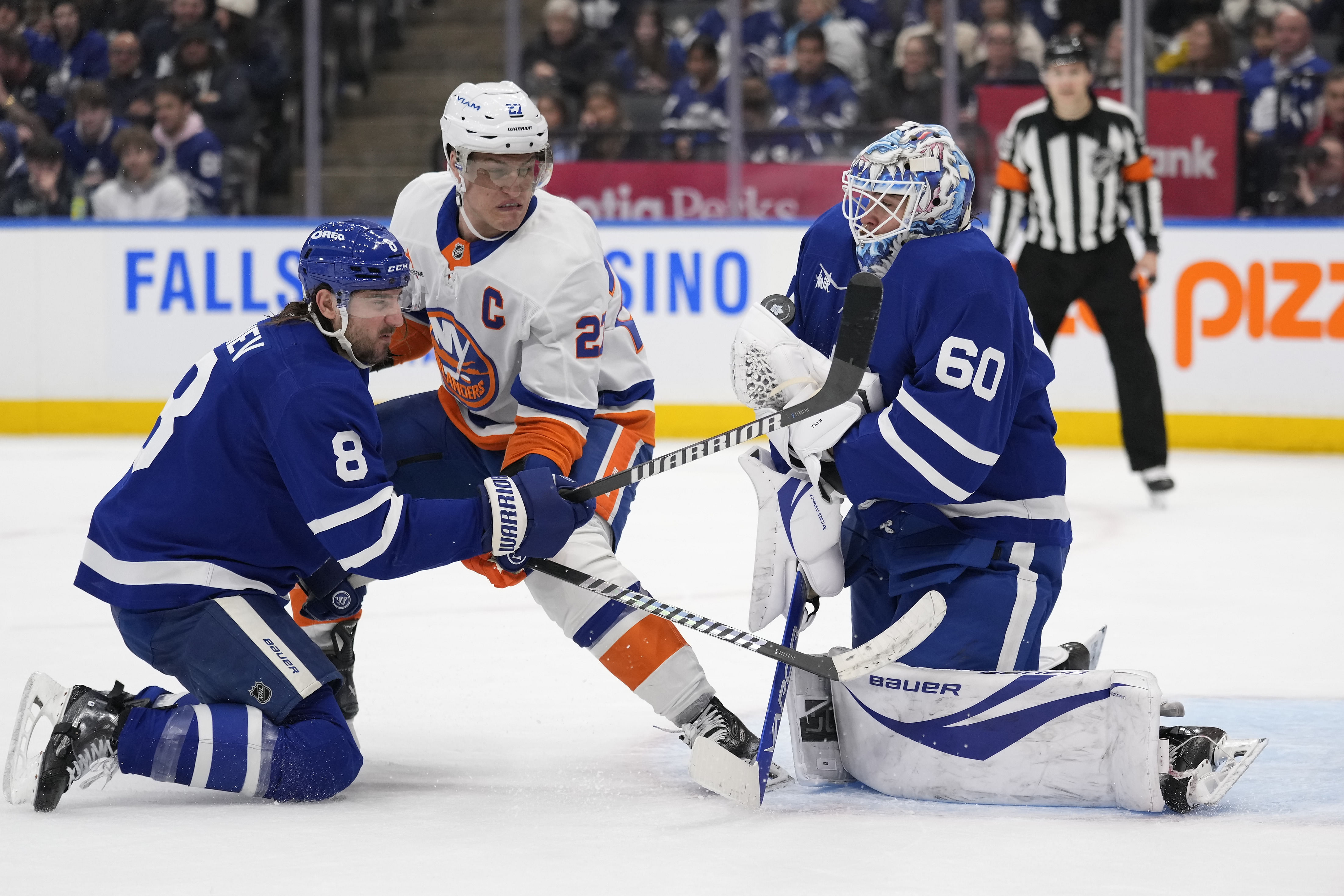 NHL: New York Islanders at Toronto Maple Leafs - Source: Imagn