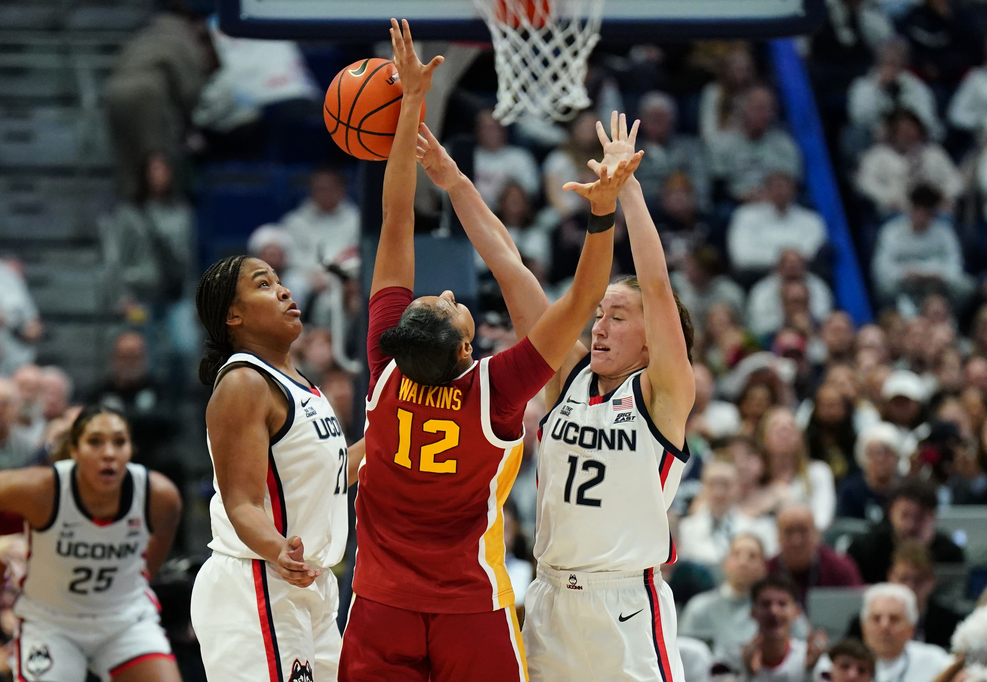 NCAA Womens Basketball: Southern California at Connecticut - Source: Imagn