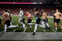 Watch: Tennessee players go shirtless in chilling weather of Ohio for pregame warmups against the Buckeyes