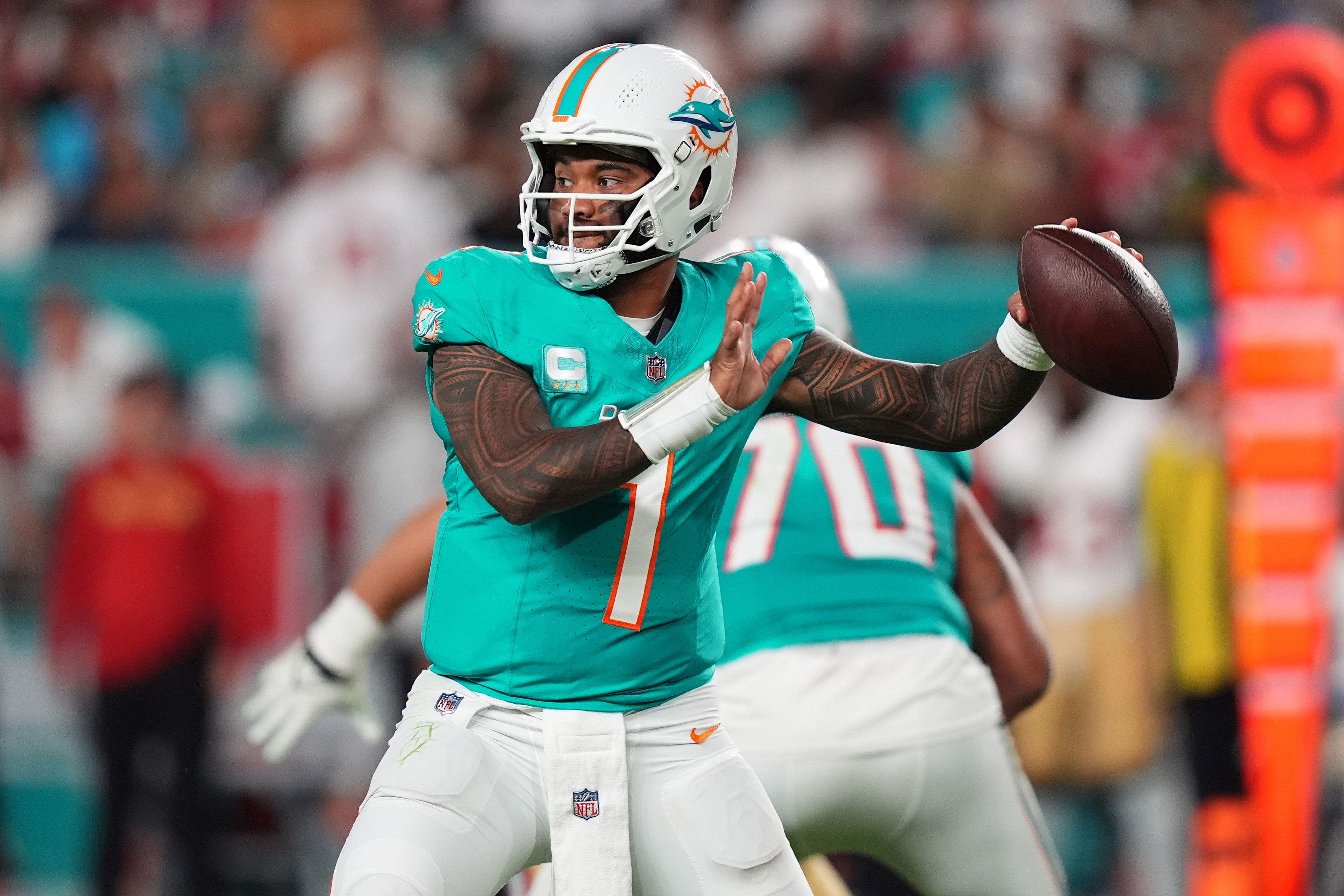 NFL: San Francisco 49ers at Miami Dolphins - Source: Imagn