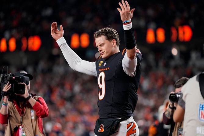 Panthers great Luke Kuechly makes feelings known on Joe Burrow's Bengals potentially making playoffs