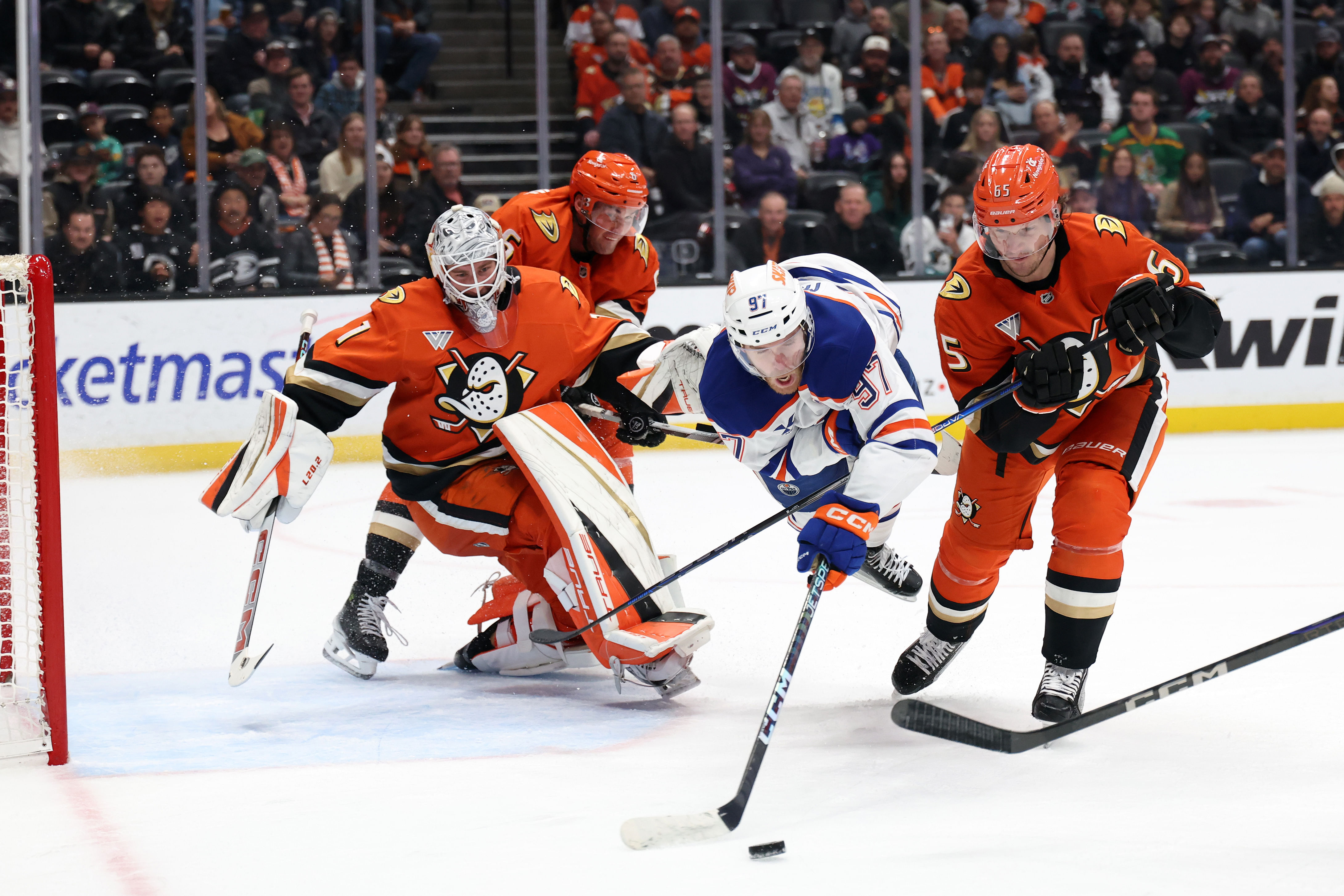 NHL: Edmonton Oilers at Anaheim Ducks - Source: Imagn