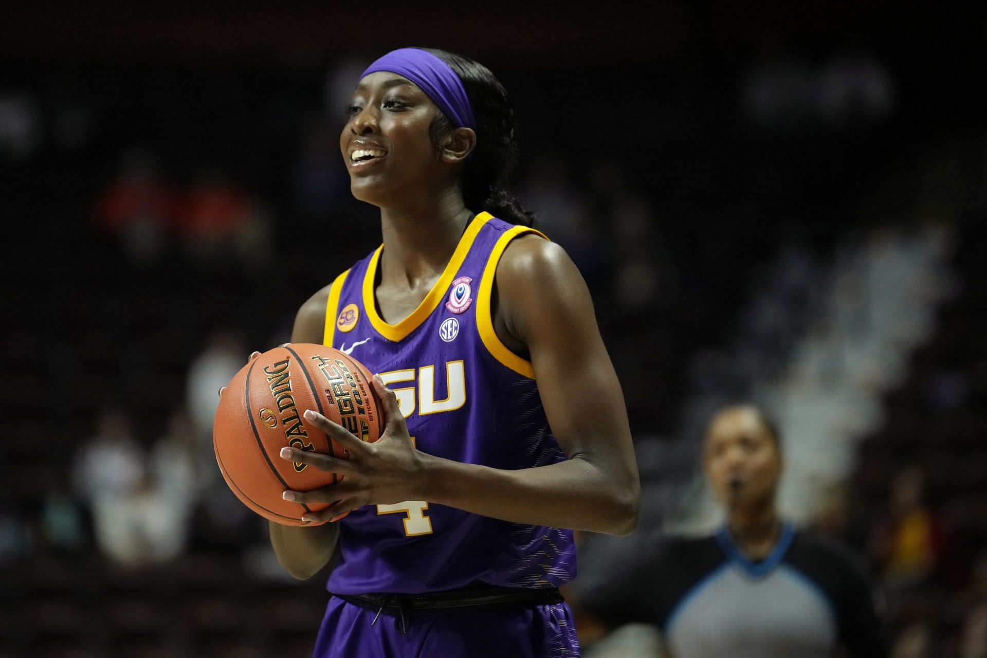 Flau’Jae Johnson in action for the LSU Tigers. (Credits: Getty)